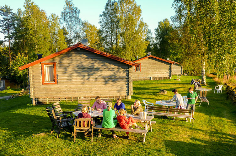 Familienabenteuer im Norden - Kanuwanderung und Ferienhaus in Schweden