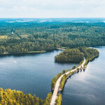 Finnland-Landschaft mit Wald und Seen
