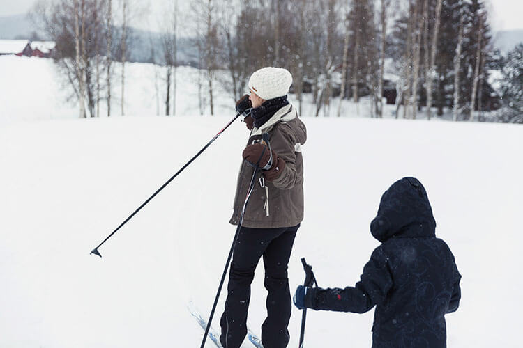 Gemütliche Winterreise für die ganze Familie nach Schweden
