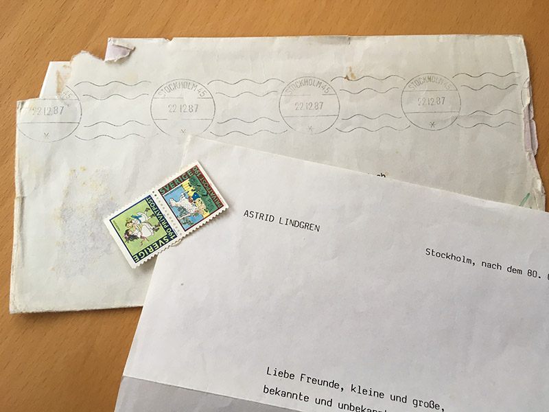 Brief von Astrid Lindgren mit Briefmarken