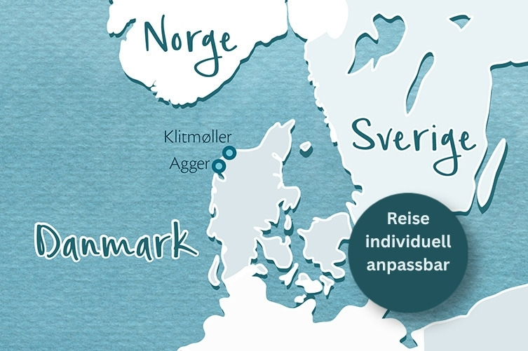 Karte von Dänemark mit angrenzenden Ländern Norwegen und Schweden sowie Markierungen für Klitmöller und Agger und dem Hinweis 'Reise individuell anpassbar'